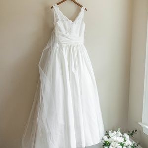 Augusta Jones Classic Bride Wedding Gown
